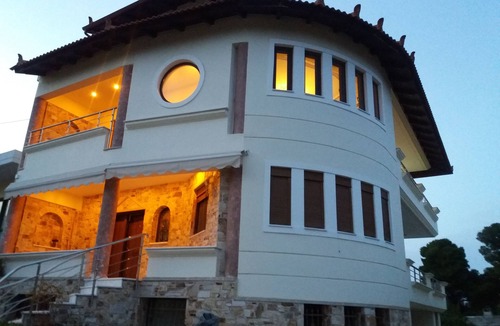 Spata-Artemida House | Salty Sea Breeze nearby Athens airport