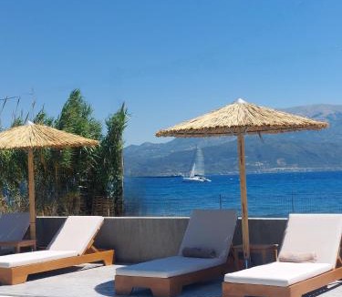 Gefira Mpania Apartment | Santa Domenica Nafpaktos - Rooms and Apartments by the Sea