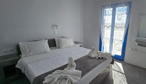 Perissa Hotel | Santorini Sunrise Hotel Perissa Pleasure