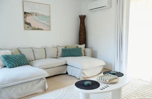Varsity Lakes House | Sauna - Fire Pit - Pet-Friendly 3BR Retreat
