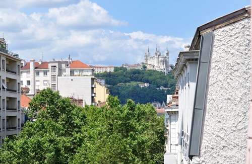 Voltaire - Saint Amour Apartment | ★ SAXE & THE CITY ★ 90m², 1 to 8, Balcony with Fourvière view, Central LYON ❤️