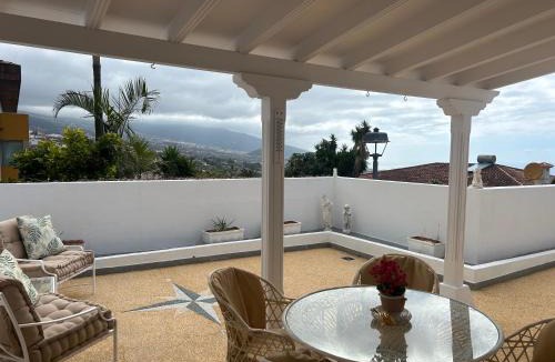 Las Cuevas Apartment | Schönes Apartment - ruhig - Aussenpool