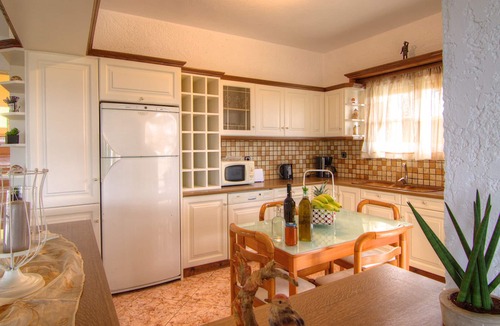Adelianos Kampos Villa | Sea view, full privacy, walking distance to a sandy beach and shops!