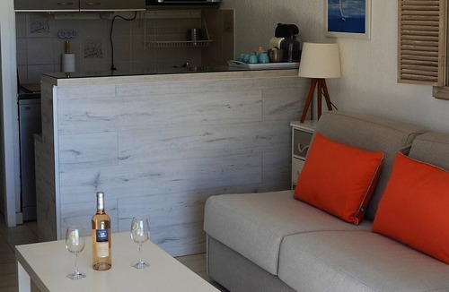 Cavaliere Apartment | SEA VIEW-STUDIO 2 PERSONS- Classified 3 *- TERRASSE ABRITEE -CLIM-PARKING PRIVE