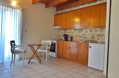 Atsipópoulon Apartment | Sea View Thalassa Apartments next to the Sea