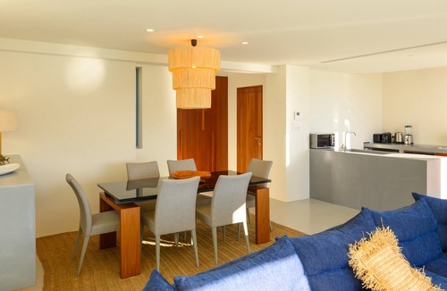 Pefki Villa | Sea Views 5 Bedrom Villa Cars Included