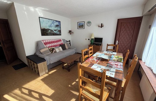 Les Contamines-Montjoie Apartment | Seasonal rental Contamines Montjoie 5 minutes from the ski lifts in winter