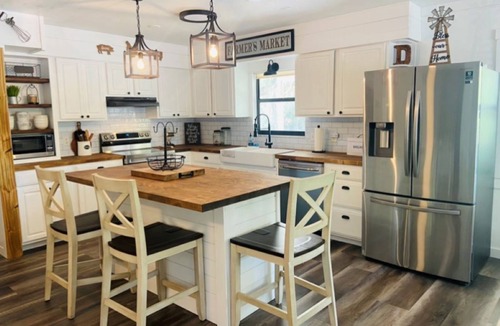 Sebring House | Sebring Florida Farmhouse just minutes from Raceway