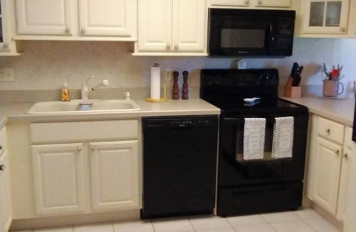 Sun 'N Lake Condo | Sebring "HOME AWAY FROM HOME"