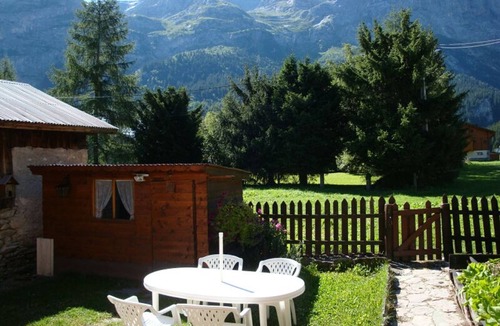 Pralognan-la-Vanoise Ski Chalet | Semi-detached chalet with garden, 3 rooms, 6 people