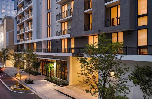 Midtown Hotel | Sense28 Edgewater, an AvantStay Hotel