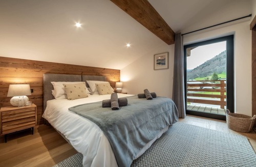 Montriond Ski Chalet | Serene Luxury Getaway Eco Chalet