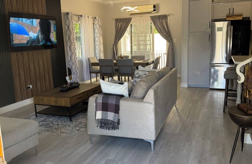 Windsor House | SERENITY COVE -Cozy 2-bedroom townhome in peaceful Greenwood, Montego Bay.