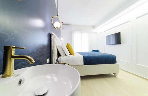 Montecorvino Pugliano Bed & Breakfast | Shamika Luxury Rooms