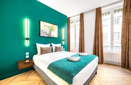 Les Cordeliers Apartment | Signature suite - 3BR - Hyper Centre - 6p