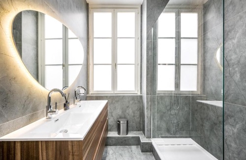 Les Cordeliers Apartment | Signature suite - 3BR - Hyper Centre - 6p