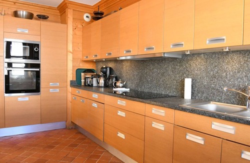 Val-d'Isere Ski Chalet | Ski-in/ski-out access, space, peace and comfort 16 berths