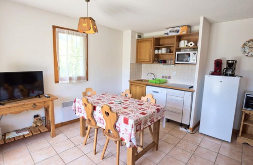 Flumet Apartment | Ski-in/ski-out apartment with terrace, pet-friendly, Flumet