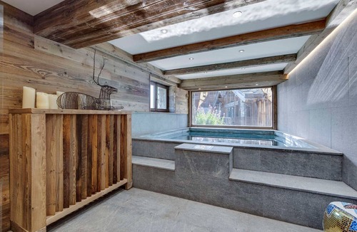 Val-d'Isere Ski Chalet | Ski-in/ski-out chalet with pool and sauna in Val-d'Isère
