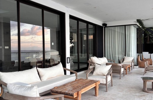 Ocho Rios Villa | skyfall perfectly positioned on beachfront with panoramic views of the sanctuary