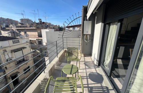 Agios Pavlos Apartment | Skyline Oasis thesbnb