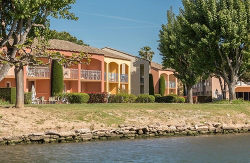Mandelieu-la-Napoule Beach Apartment | Smart Escape With Pool