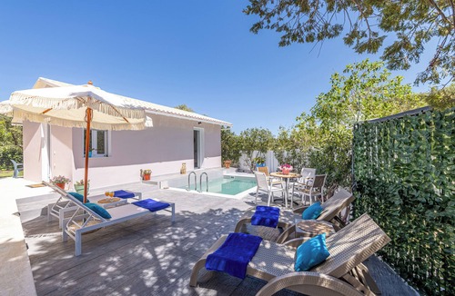 Tsilivi Villa | Soso's Garden Villa with Private Pool