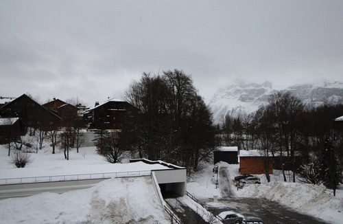 Les Carroz-d'Araches Apartment | South-Facing 3-Room Apt Sleeps 6, Near Village Center and Ski Lifts