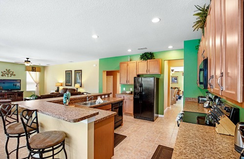 Watersong House | SOUTH Facing Pool for Ultimate Sunshine! Family Fun! Close 2 Disney! 417