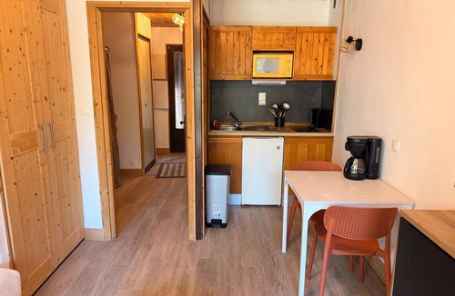 Pralognan-la-Vanoise Apartment | South studio 4 pers, pets allowed, sunny terrace