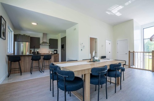 Weedon Ski Chalet | Spa & Adventure - Chalet Valikas