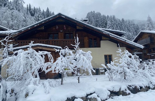 Les Contamines-Montjoie Ski Chalet | Spacieux et Chaleureux Chalet Joyeux Flocon: 7 Chambres, 6 Douches et 6 wc