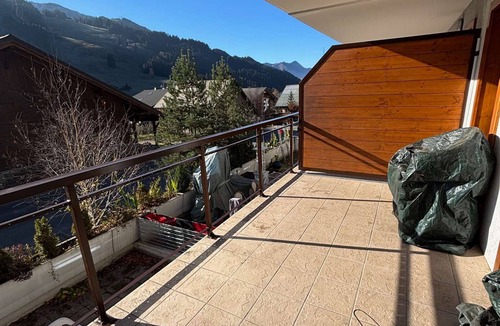 La Chapelle-d'Abondance Apartment | Spacious 3-room central flat with balcony, parking, pets allowed!