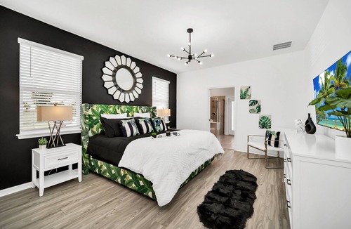 Davenport Resort | Spacious 10-Bedroom Family Retreat: Kid-Friendly Resort with Fun Amenities: