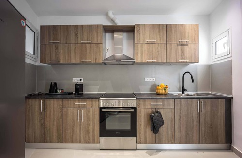 Pangrati Apartment | Spacious 1BR w/Balcony in Pangrati | No Elevator