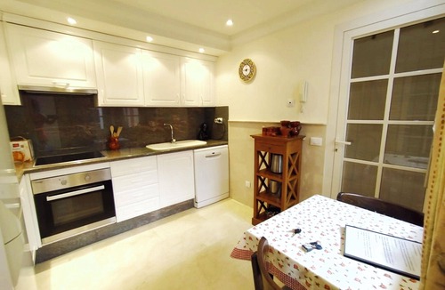 El Duque Apartment | Spacious 3-bedroom penthouse with sea view in Terrazas del Duque