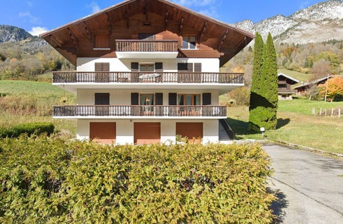 Abondance Apartment | Spacious 4-bedroom apartment in Abondance with WIFI and parking