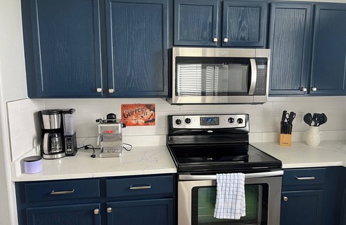 Indian Point House | Spacious 4-bedroom house in enjoyable Kissimmee!