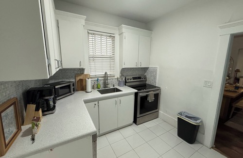 Midtown House | Spacious 4-bedroom house in delightful Edgewater, Miami with WiFi, AC
