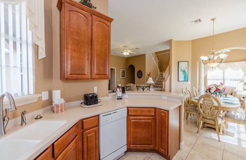 Tuscan Hills House | Spacious 5 Bedroom Pool/Spa Home Close to Disney! 432VD