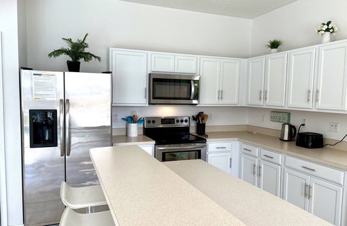 Legacy Park House | Spacious 5BR Home with Pool & Games Room, 14 Miles to Disney