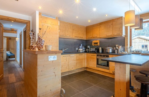 Le Cret Apartment | Spacious and Luxurious 5-Room Apartment with Fireplace in Val-d'Isère