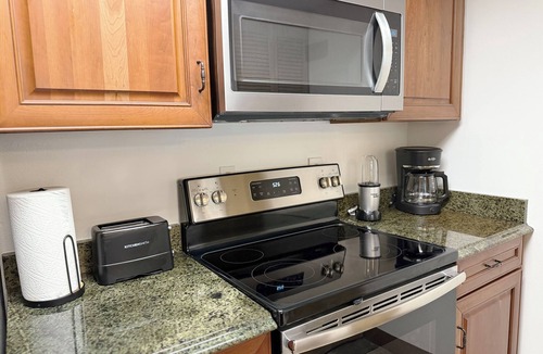 Royal Palm Bay Condo | Spacious Boho Retreat 15 Minutes From Disney, Near Highways, Airport, Shopping