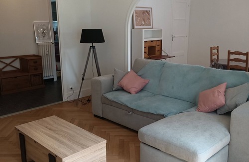 Chambery Apartment | Spacious, bright T3 800m from the station