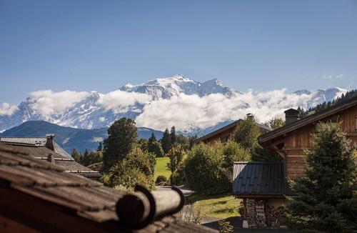 Sallanches Ski Chalet | Spacious chalet 15 minutes from Megève and facing Mont Blanc!