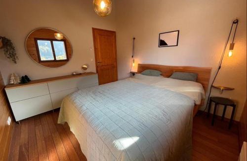 La Chapelle-d'Abondance Apartment | Spacious apartment with balcony in the French Alps