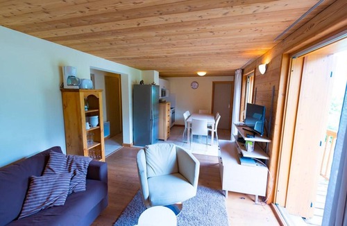 Monetier-les-Bains Apartment | Spacious 3-bedroom apartment, balcony, fully equipped kitchen