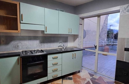 Scafati House | Spacious rooms with private bathrooms Kitchen&Terrace Info WA 3343418452 3400697244