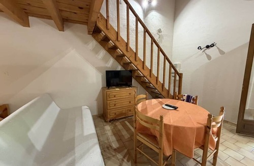 Castellane Apartment | Spacious Studio in Castellane