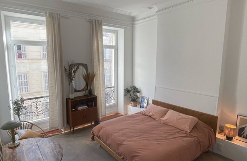 Prefecture Apartment | Spacious typical marseillan flat